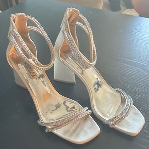 Badgely Mischka Stunning Rhinestone Heels - Size 8.5 (retails at $270)